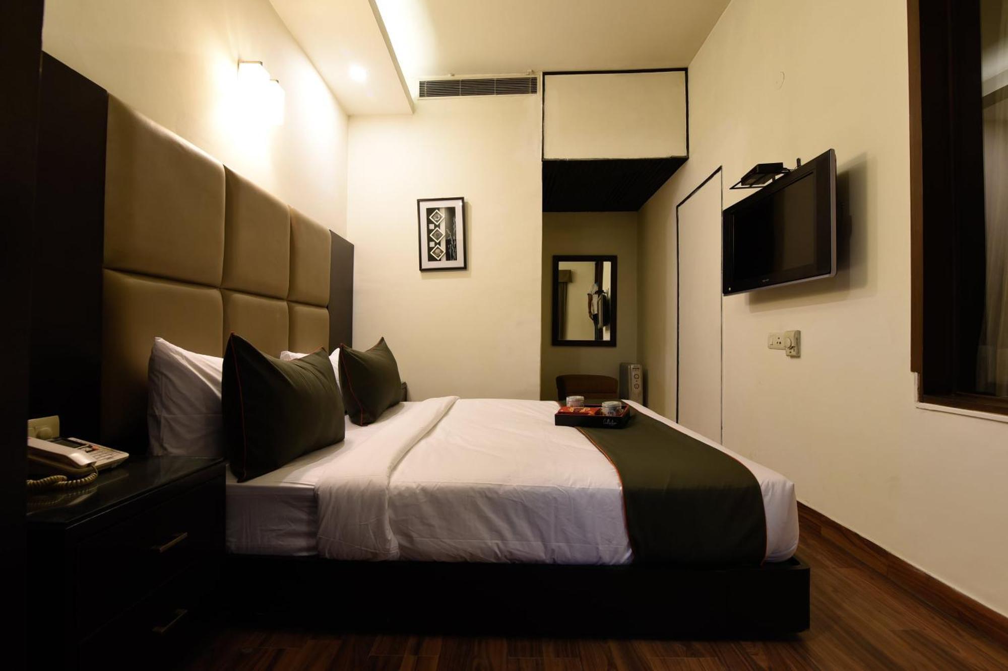 Hotel O Venkata Sai Sadan Mathrusree Nagar Kondapur  المظهر الخارجي الصورة